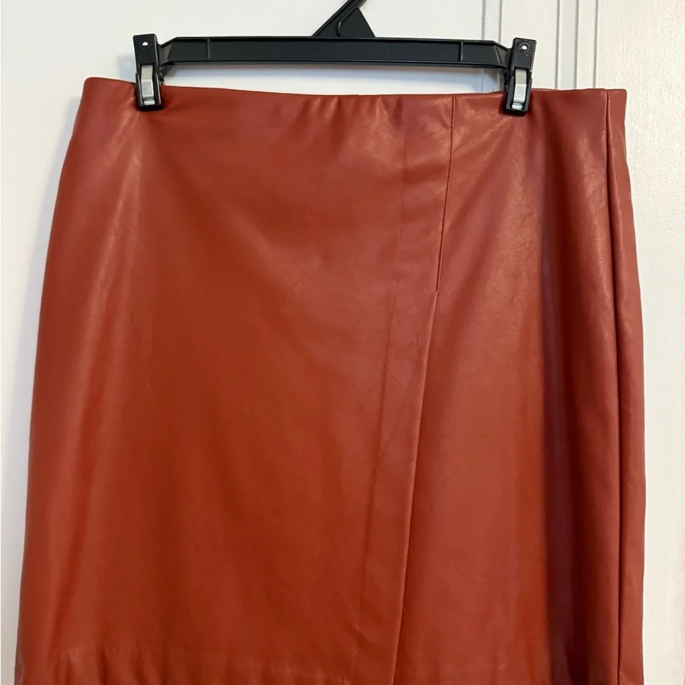 Bar III Rust pleather faux leather brown Mini Skirt
